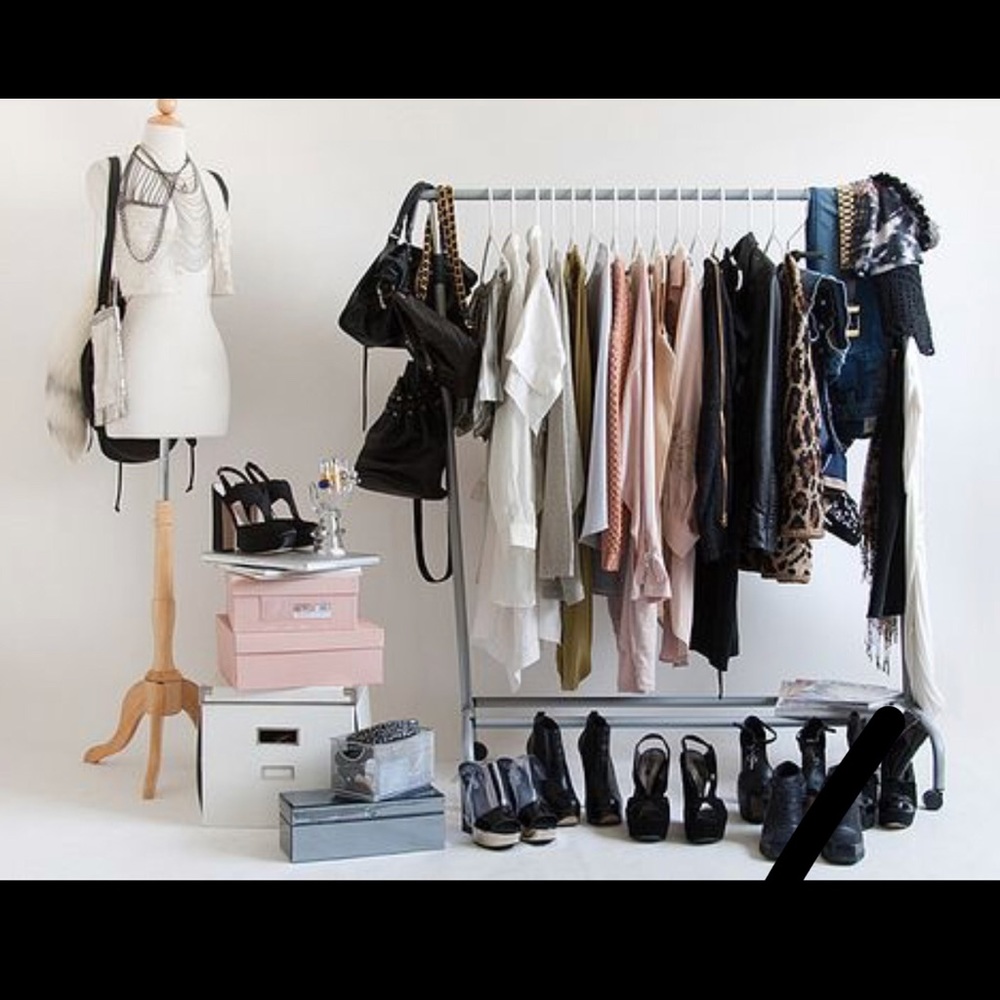 Meet your Posher, Laurie